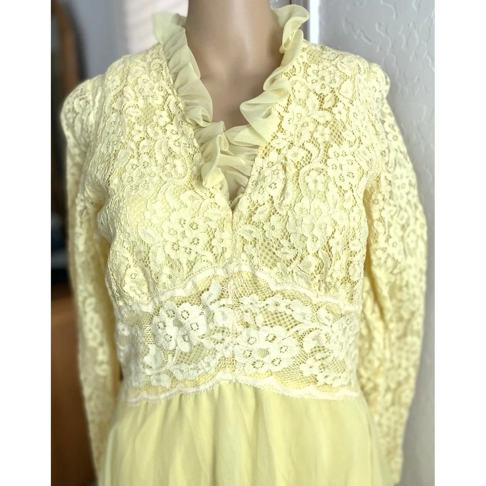 1980s Women's Dress XS Handmade Yellow Lace Ballroom Romantic Fairy Maxi (Read) - Picture 9 of 12